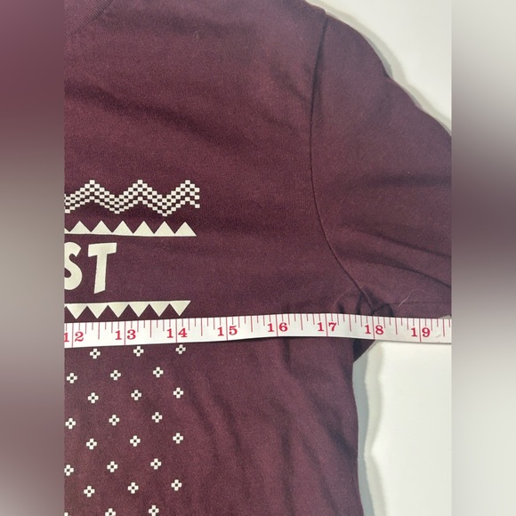 Dr Seuss - The Grinch - Naughty List Legend   - Old Navy - Long Sleeve Shirt 🎄 - Picture 4 of 7